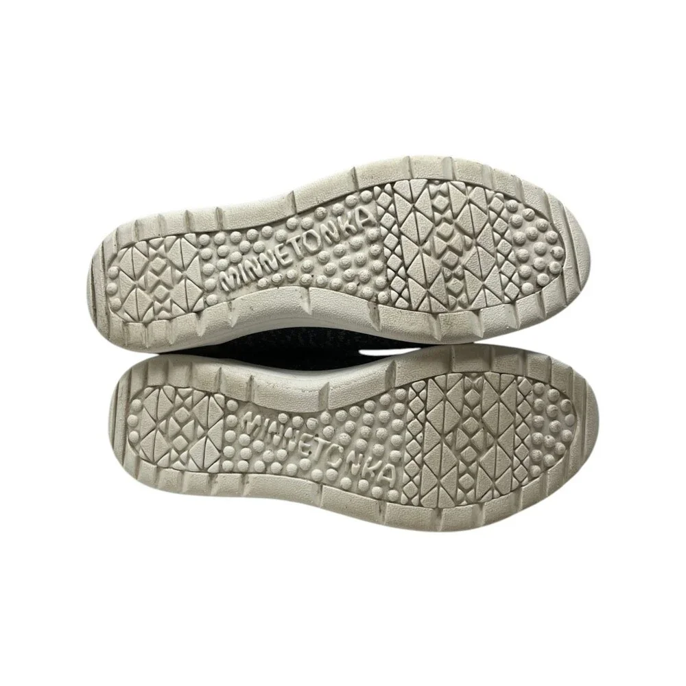Minnetonka sneaker women